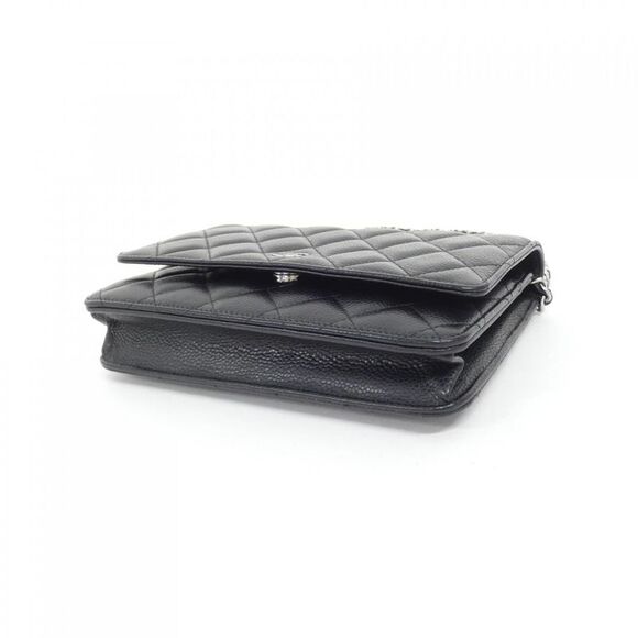 Chanel Timeless Classic Line Caviar Skin Chain Wallet